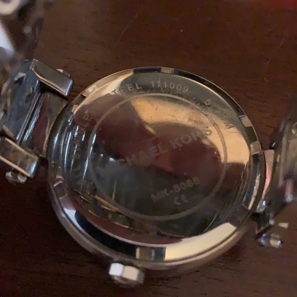 Michael Kors watch silver - Picture 2 of 3